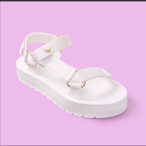 Stoney Clover Lane White Sandals NWT size 10